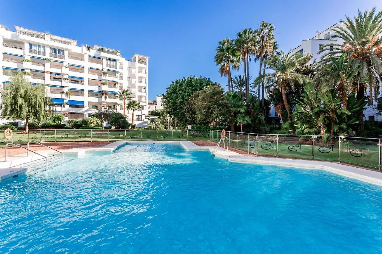 Apartamento By Riva - Cozy, Contemporary Studio In Puerto Banus Gardens Marbella